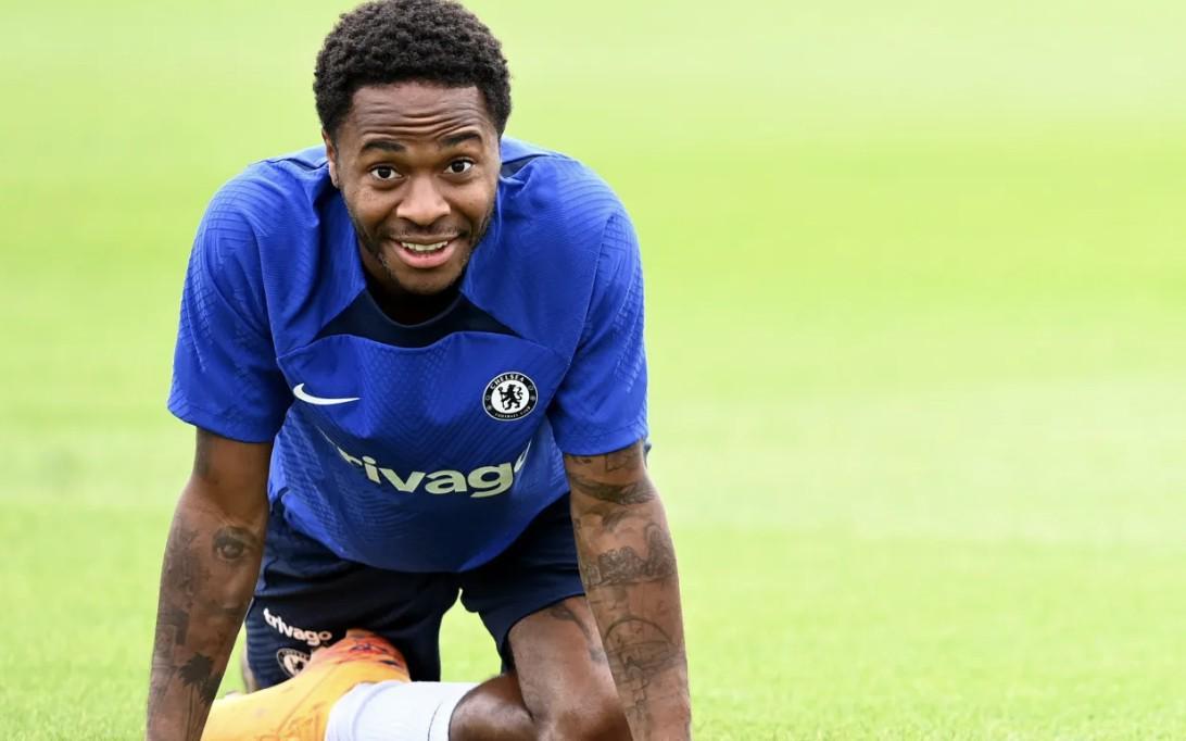 最新赛程-夏窗未能离队，泰晤士报：冬窗前斯特林可能要单独训练