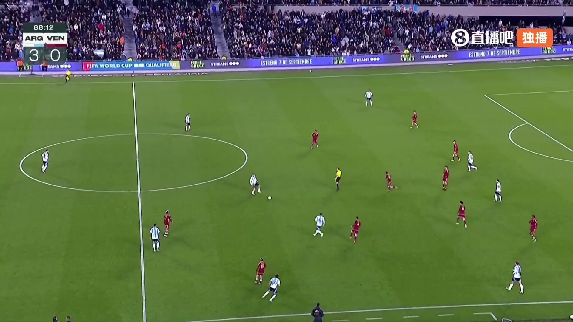 世界赛官网推荐-又是挑射！梅西第88分钟差点戴帽，越了半个身位进球无效